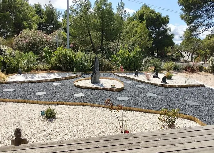 Du 度假居 Olonzac